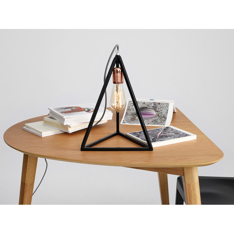 Lamp TRIMETRIC TABLE (laua)