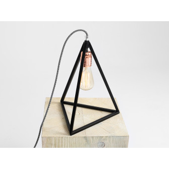 Lamp TRIMETRIC TABLE (laua) Lamp TRIMETRIC TABLE (laua)