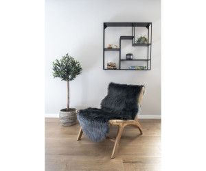 Kunstlambanahast vaip — värv: hall; 180 × 60 × 6,5 cm Kunstlambanahast vaip — värv: hall; 180 × 60 × 6,5 cm